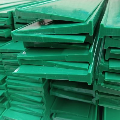 Custom Size Polyurethane Inclined Conveyor Belt Cleats White Green Color Selection